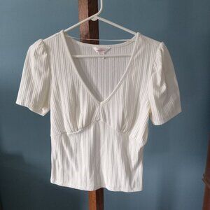 Ladies Joe Fresh short sleeve V neck t-shirt cream colour size medium